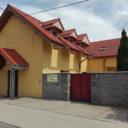 Village House Fonzy Hrabušice Exteriör bild