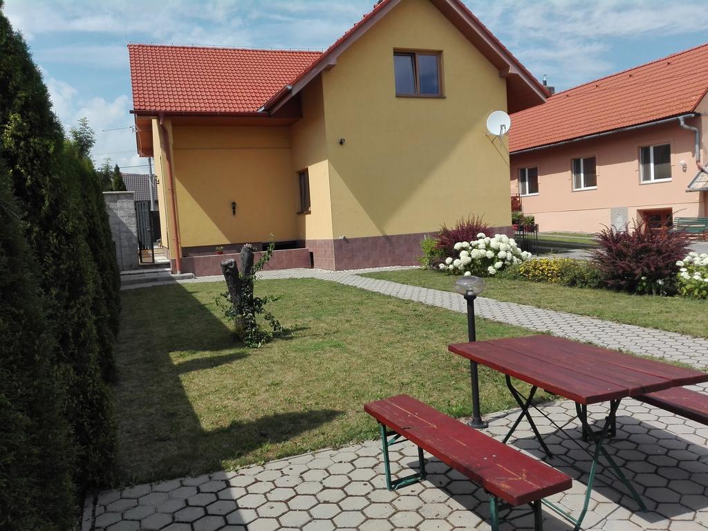 Village House Fonzy Hrabušice Exteriör bild